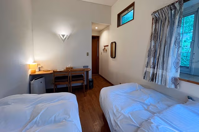 Panoramic Twin Room, 2 Twin Beds, Non Smoking, Hill View