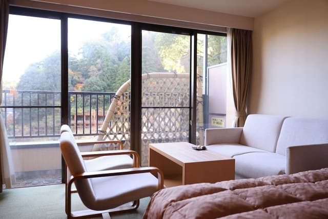 Standard Twin Room with Sofa, Non Smoking