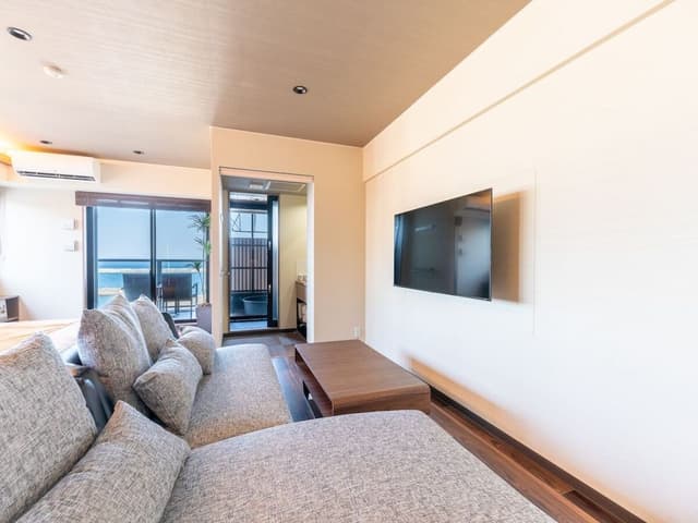 [Modern Japanese Suite] 50m²  + 10m²  Private Terrace, Shigaraki-yaki Open-air Bath