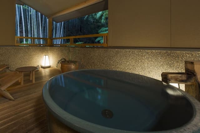 Annex SORA - Premium Twin Room with Partial Open-air Bath