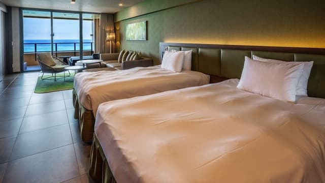 Ocean Terrace Deluxe (Twin) Non-Smoking