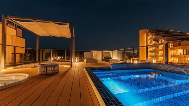 Terrace Pool Suite(6F) Non-Smoking