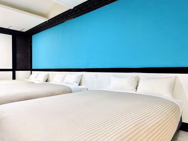 Triple Room