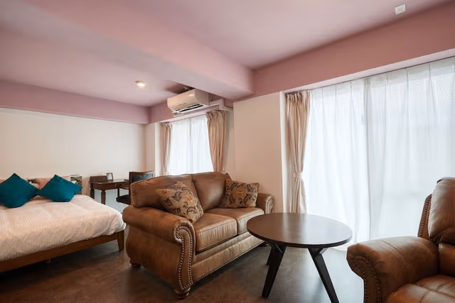 High-Floor Glory Deluxe Room - Non-Smoking