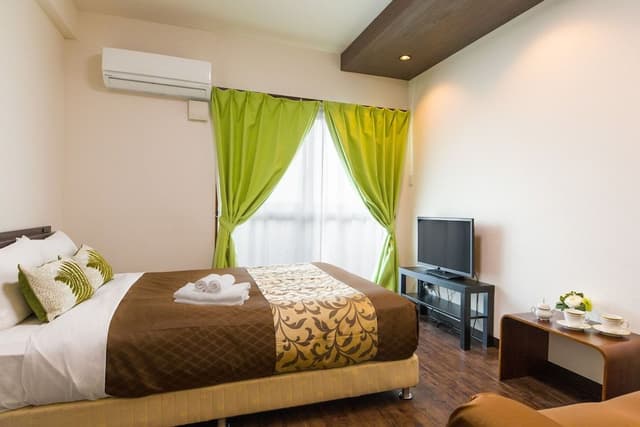 Double Room, 1 Double Bed
