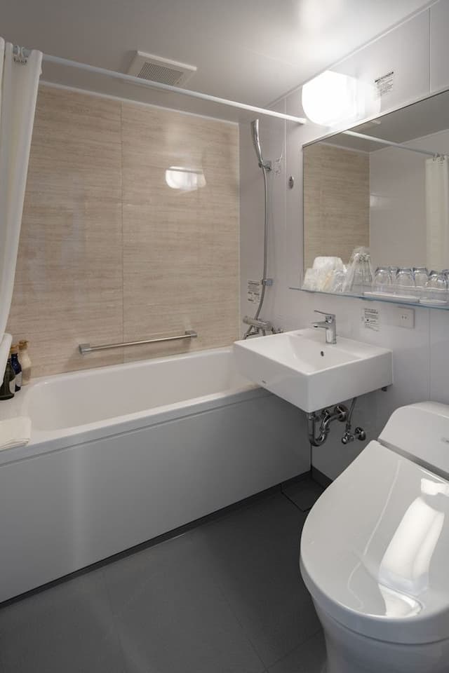 Basic Twin Room (2 persons) Non Smoking