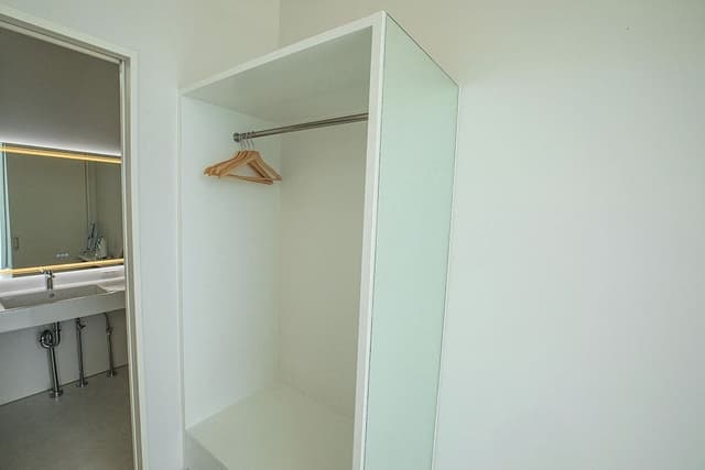 (Exclusive One-Group-Per-Day) Oceanfront Private Villa (Annex + Main Building Twin Rooms)Non Smoking