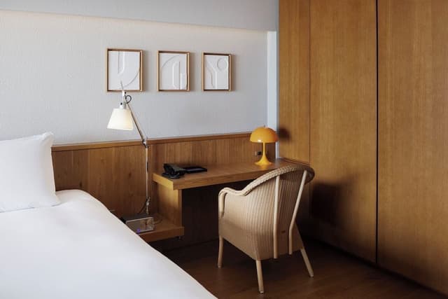 Club Twin (with Lounge Access, Free Minibar, High Floor)