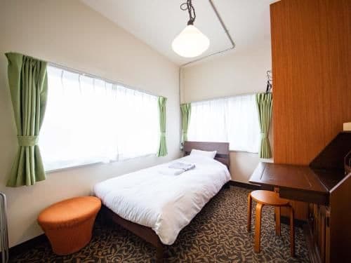 205 Single Room - Free Wi-Fi, Non-Smoking