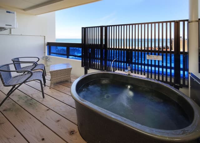 4F&5F: Japanese Style Room with open-air bath