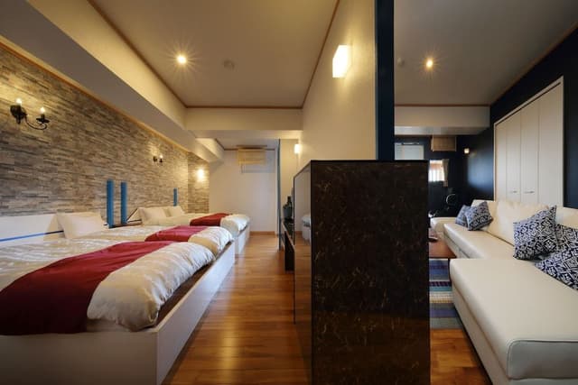 You: Royal Suite Room