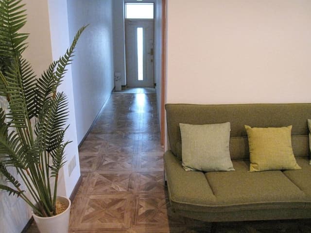 Standard Room (201)