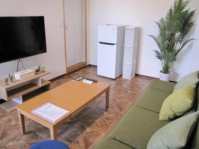 Standard Room (201)