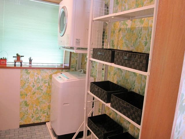 Deluxe Room, 2 Bedrooms, Non Smoking, Partial Ocean View (202)