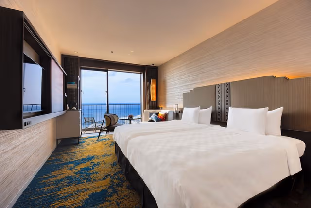 Twin Room, Non Smoking (With Club Pool & Lounge Access)