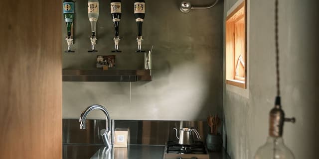 Standard Condo, Kitchenette, River View