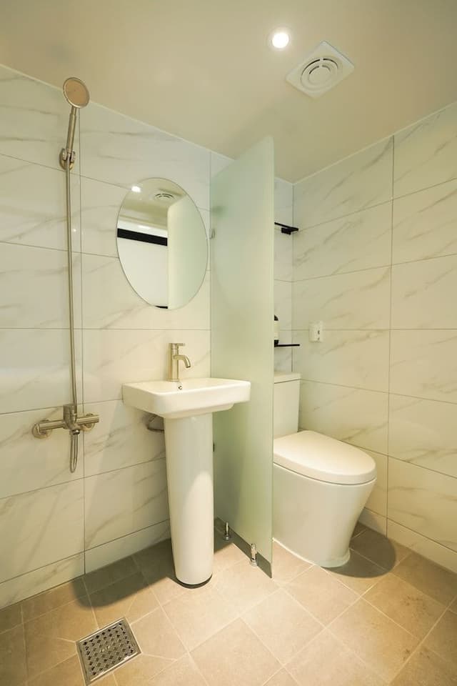 Basic Double Room