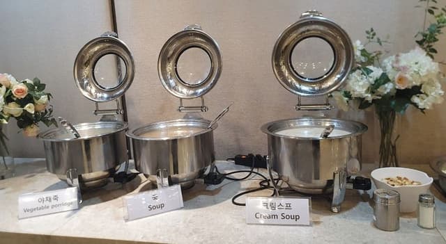 [Breakfast Package] Standard Twin + Breakfast Buffet for 2
