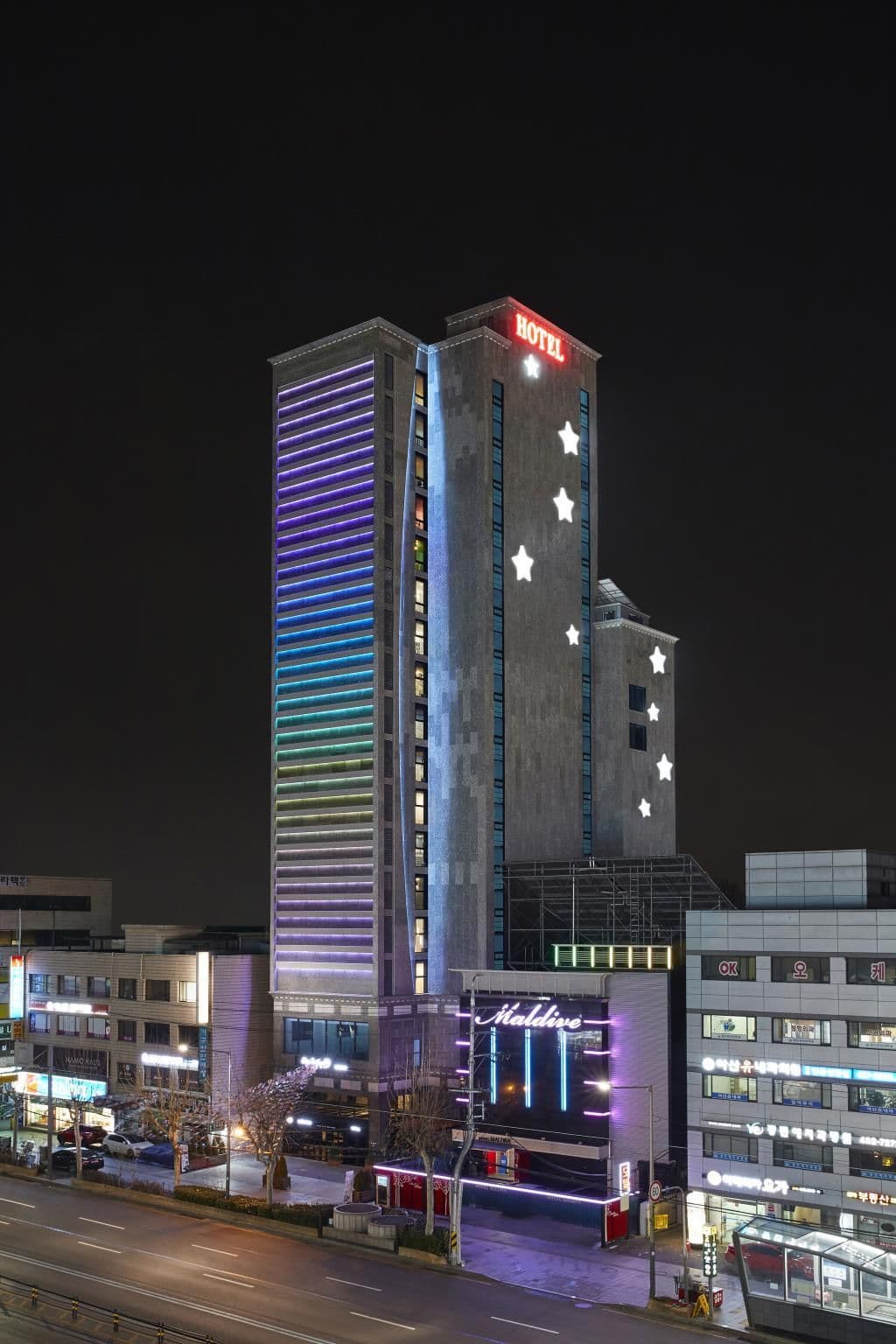 โรงแรมบูทิก 9 นึง-ดง