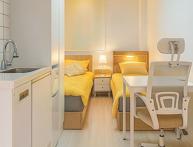 Basic Twin Room, City View