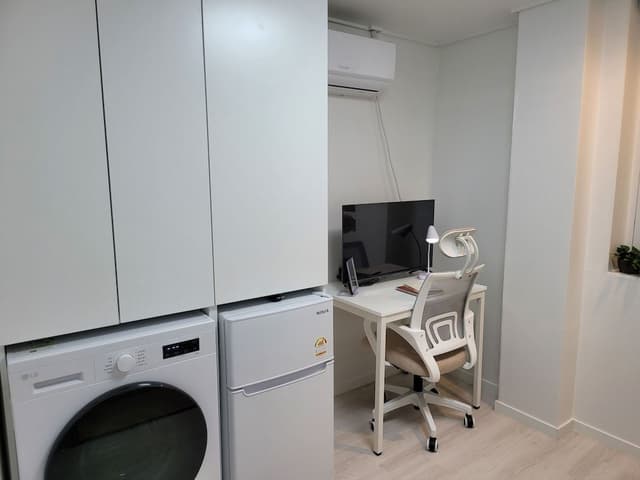 Basic Single Room, Non Smoking, City View