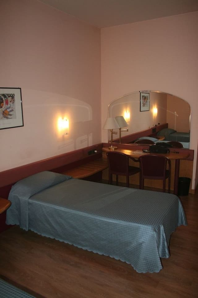 Twin Room, 2 Twin Beds