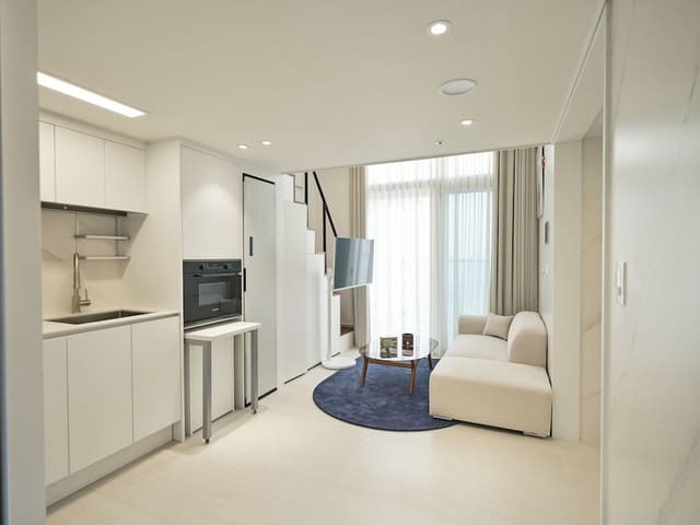 [Morning & Noon Delight for 2, Walking Special] Contemporary Deluxe