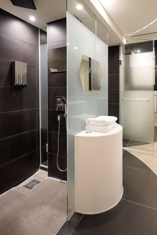 Deluxe Family Spa
