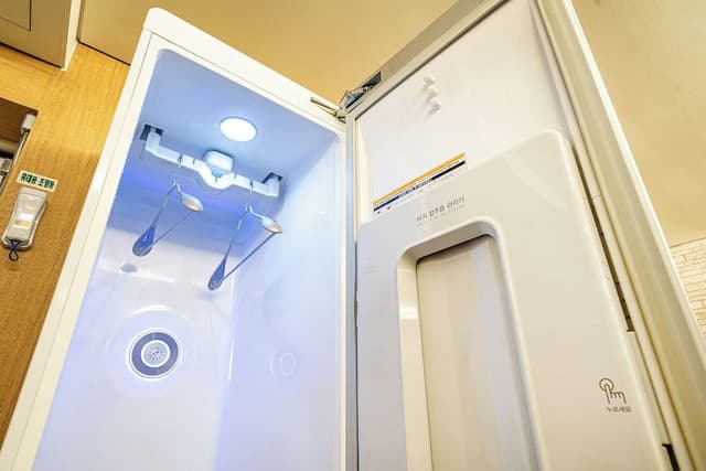 Family Suite, 1 Bedroom, Non Smoking, Private Bathroom