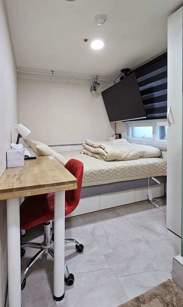 Deluxe Double Room, Non Smoking [Fitness coupon + free buffet all day]