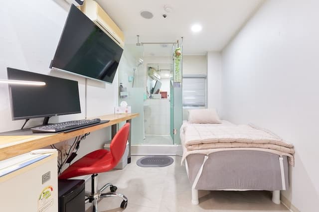 Deluxe Single Room [Fitness coupon + free buffet all day]
