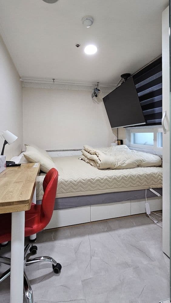 Deluxe Double Room, Non Smoking [Fitness coupon + free buffet all day]