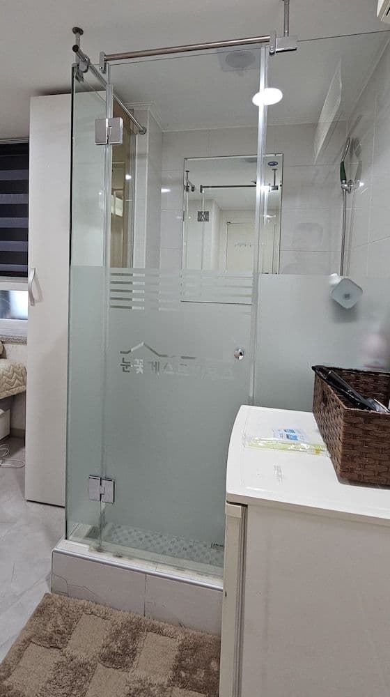 Deluxe Double Room, Non Smoking [Fitness coupon + free buffet all day]