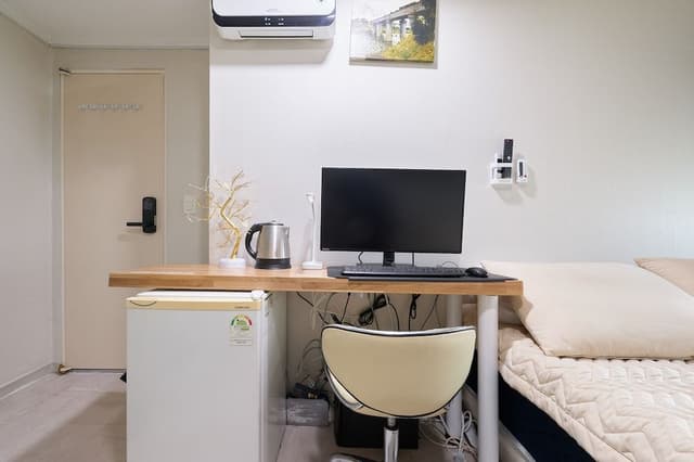 Deluxe Double Room, Non Smoking [Fitness coupon + free buffet all day]