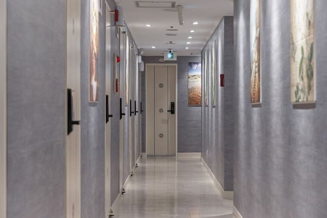 Elite Single Room [Fitness coupon + free buffet all day]