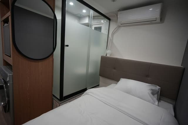 Basic Single Room