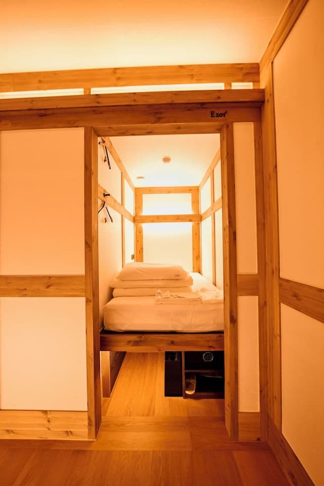 Single Female Shared Room (Female)