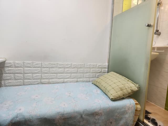 Single Room with Private Bathroom