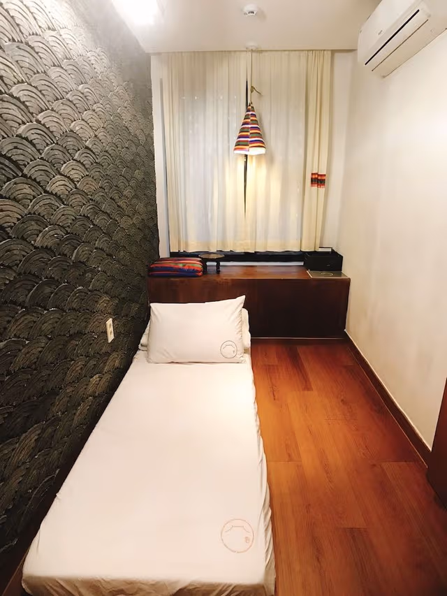 Single Room