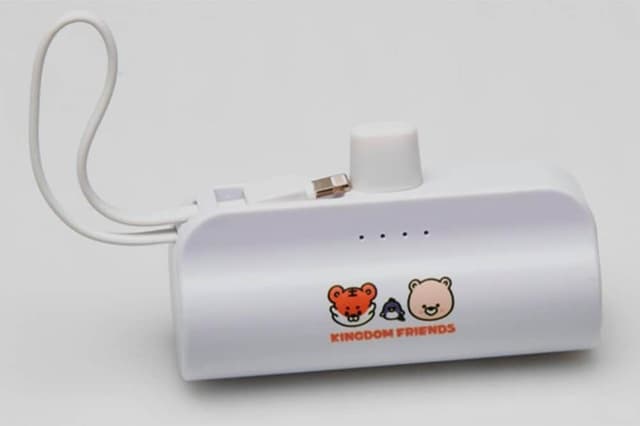 [VISIT KOREA GIVEAWAY PKG] Parlour Suite + K-souvenirs