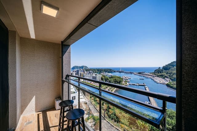 [Ocean View]Deluxe Double Room, Private Balcony, In-Room Minibar And Snack Bar (Free Daily)