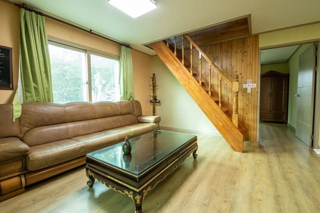 Family Duplex, 2 Bedrooms, Kitchen, Garden Area