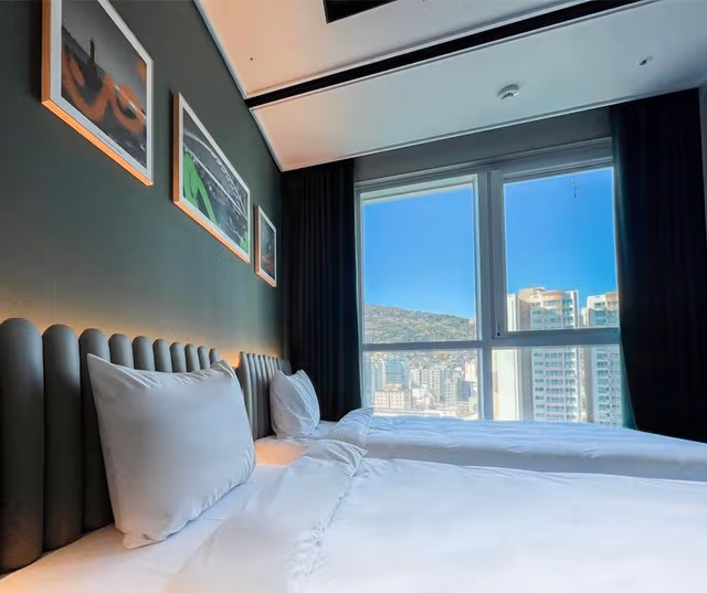 Standard Twin Room
