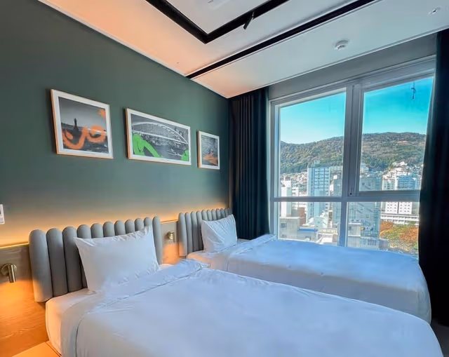 Standard Twin Room