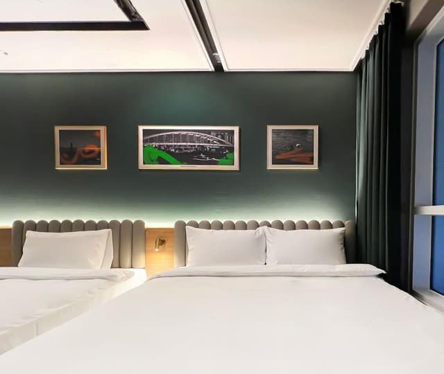 Deluxe Twin Room