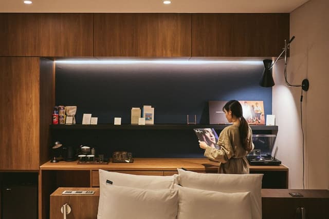 Basic Double Room (01)