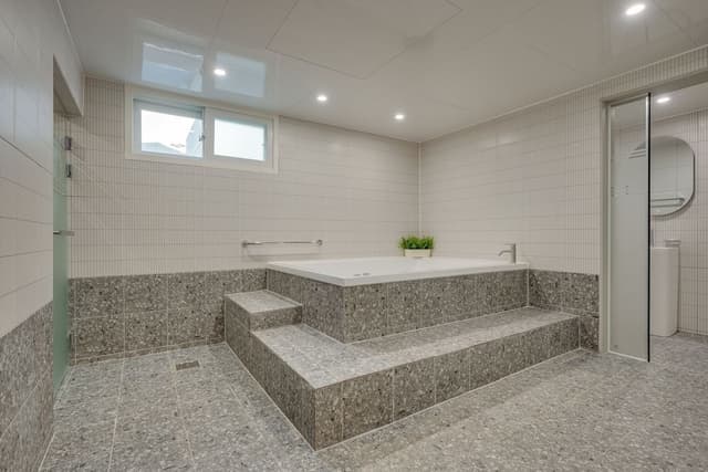 Signature Suite