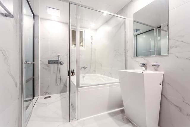 [Special Offer] Premium Room - Early Check in 12PM + Late check out 2PM