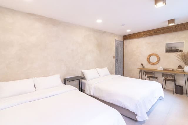 Room random assignment (4 Person Room)