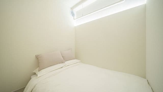 mo 202(Family Room)